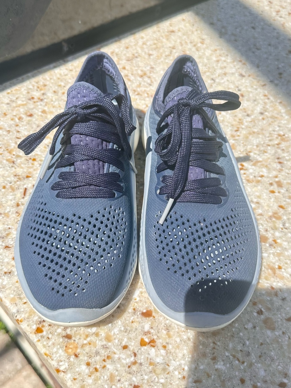 Crocs  literide womens SZ 6